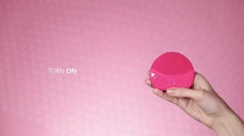 Load and play video in Gallery viewer, Facial Cleansing Brush | Deep Clean and Exfoliate
