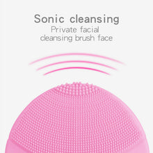 Load image into Gallery viewer, Facial Cleansing Brush (6875490418872)
